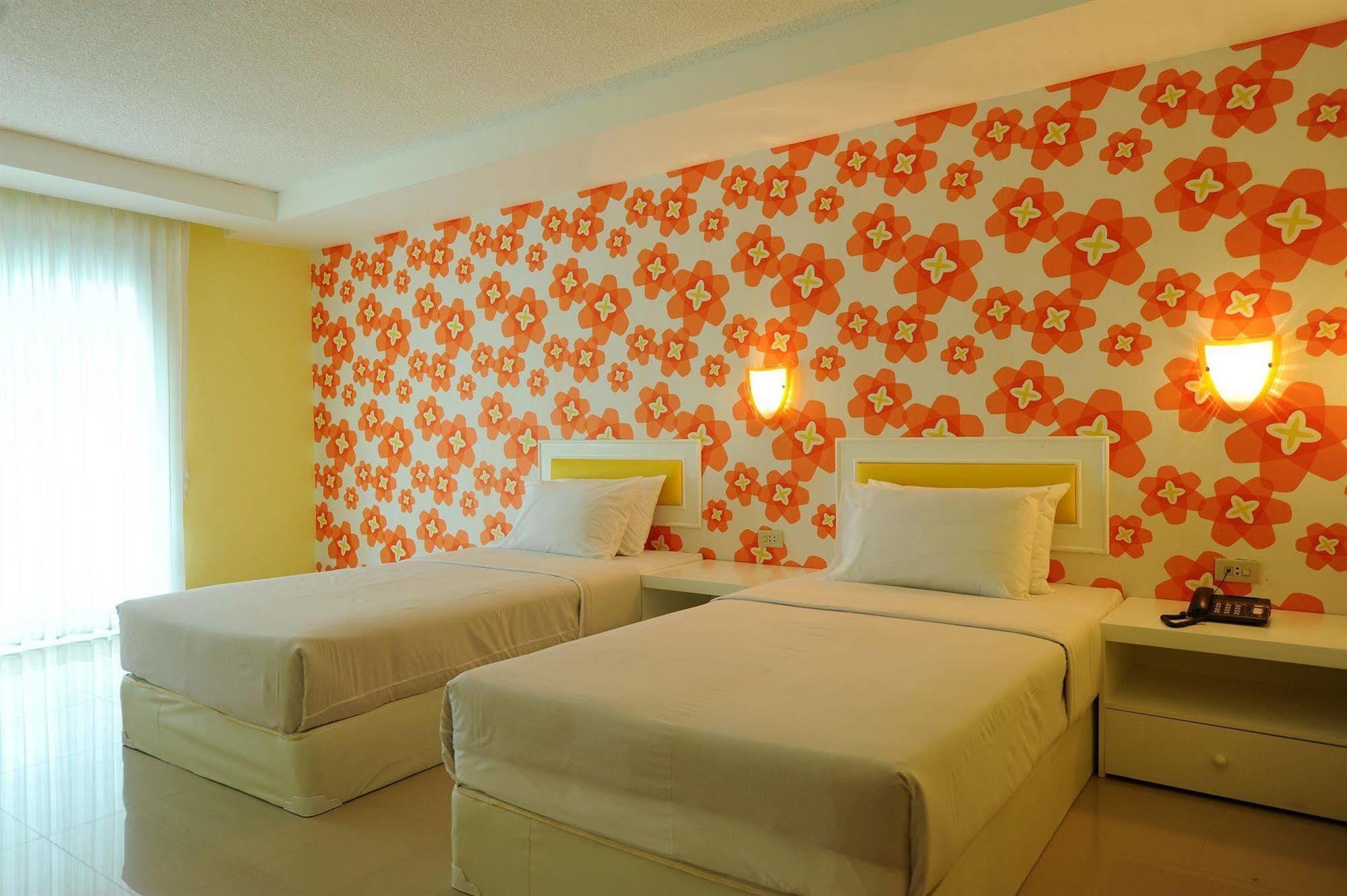 Angket Hip Residence Pattaya Luaran gambar
