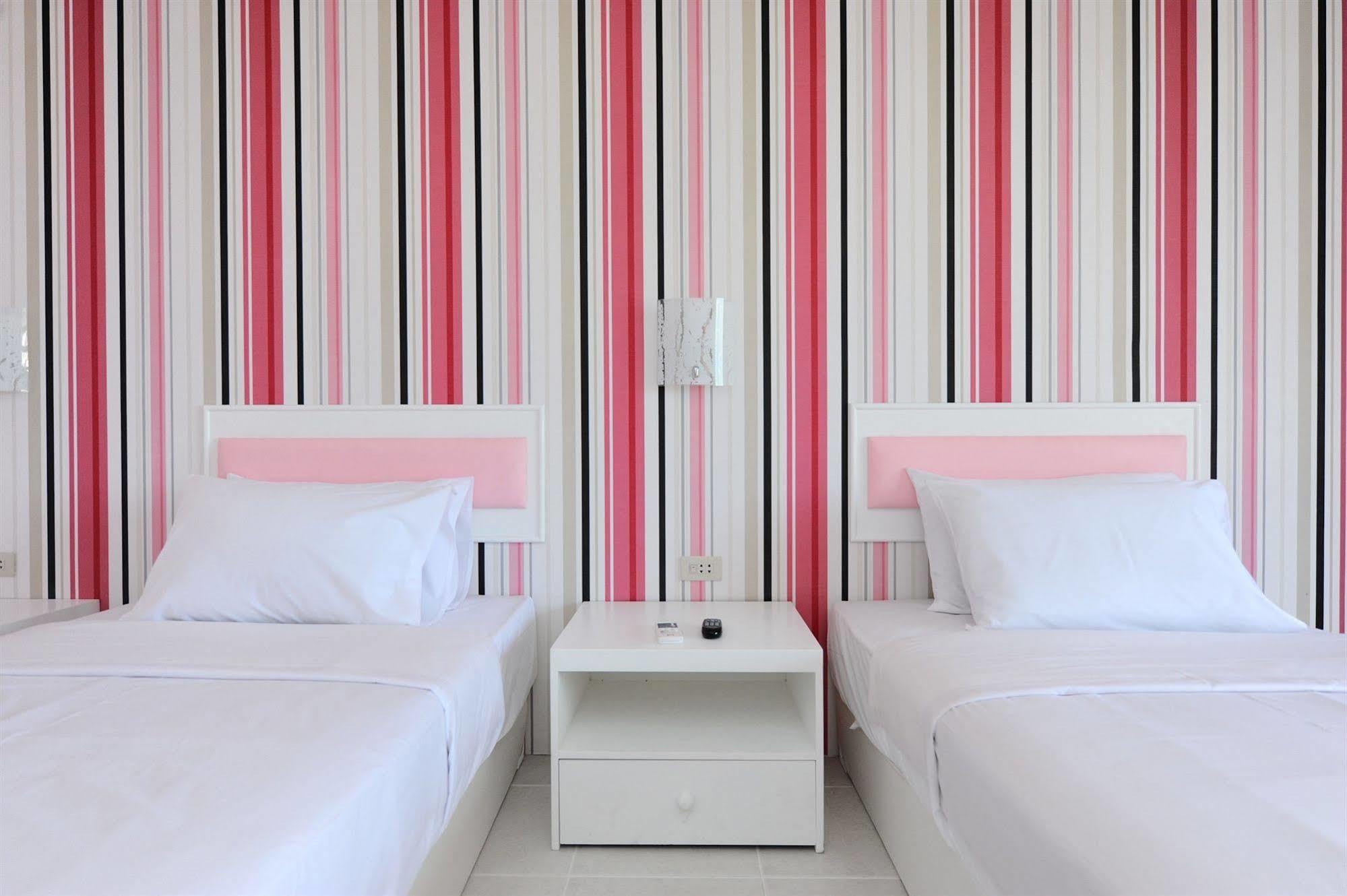 Angket Hip Residence Pattaya Luaran gambar