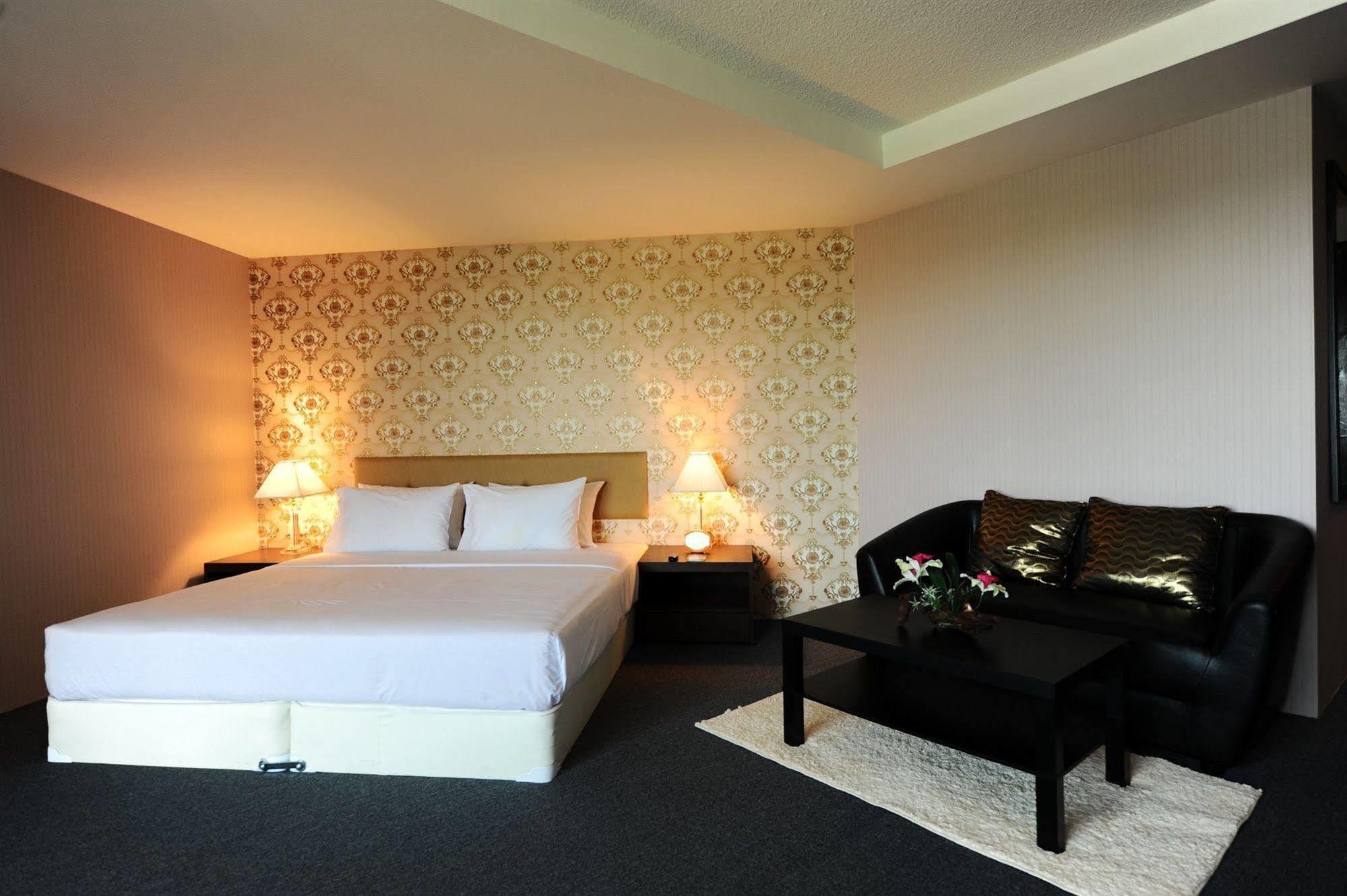 Angket Hip Residence Pattaya Luaran gambar