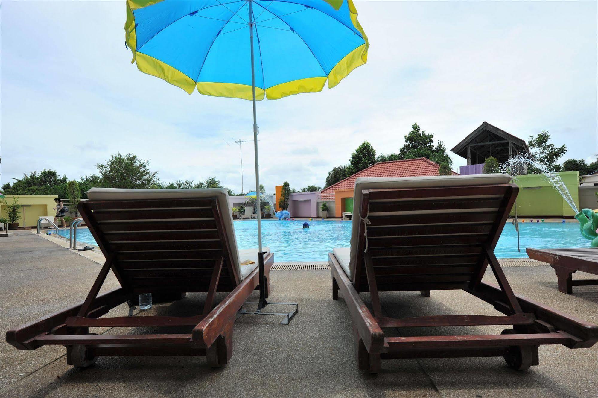 Angket Hip Residence Pattaya Luaran gambar